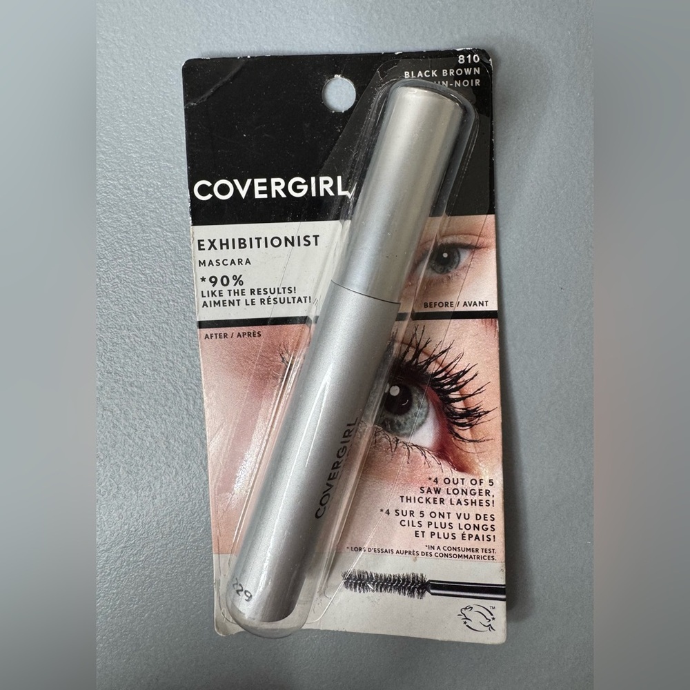 COVERGIRL Exhibitionist Mascara in Black Brown